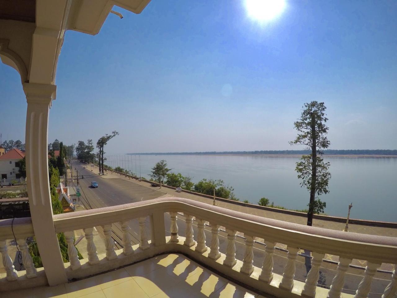 Hengheng II Guest House Kratie Eksteriør bilde